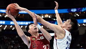 津队在防守 津队在防守